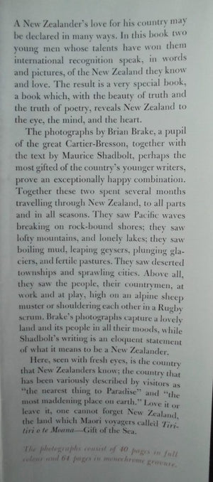 New Zealand: Gift of the Sea. By Brian Brake, Maurice Shadbolt.