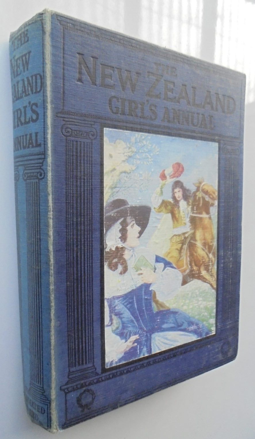 The New Zealand Girl's Annual.  Antique, circa 1928