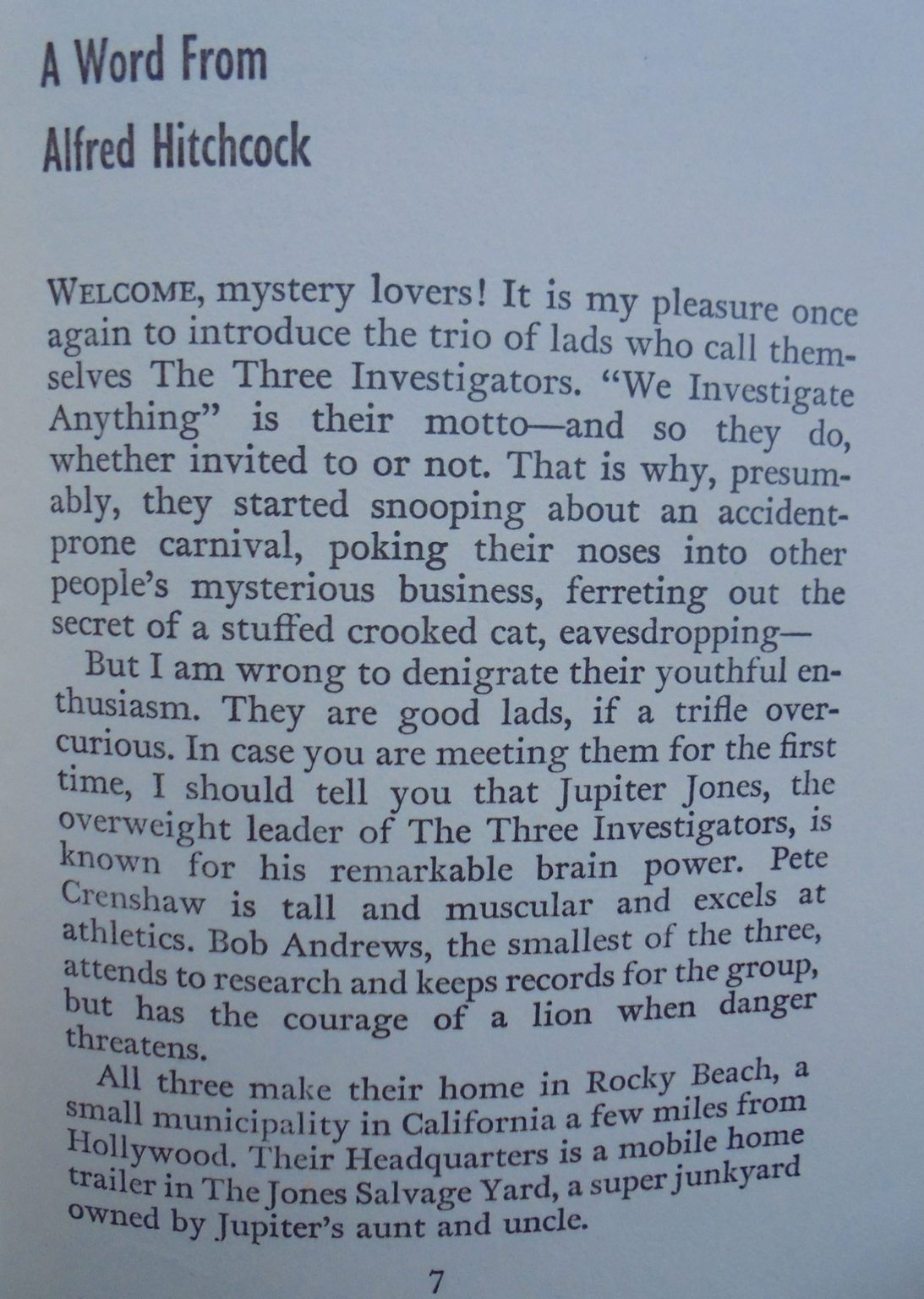 Alfred Hitchcock And The Three Investigators In The Secret Of The Crooked Cat by Arden William.