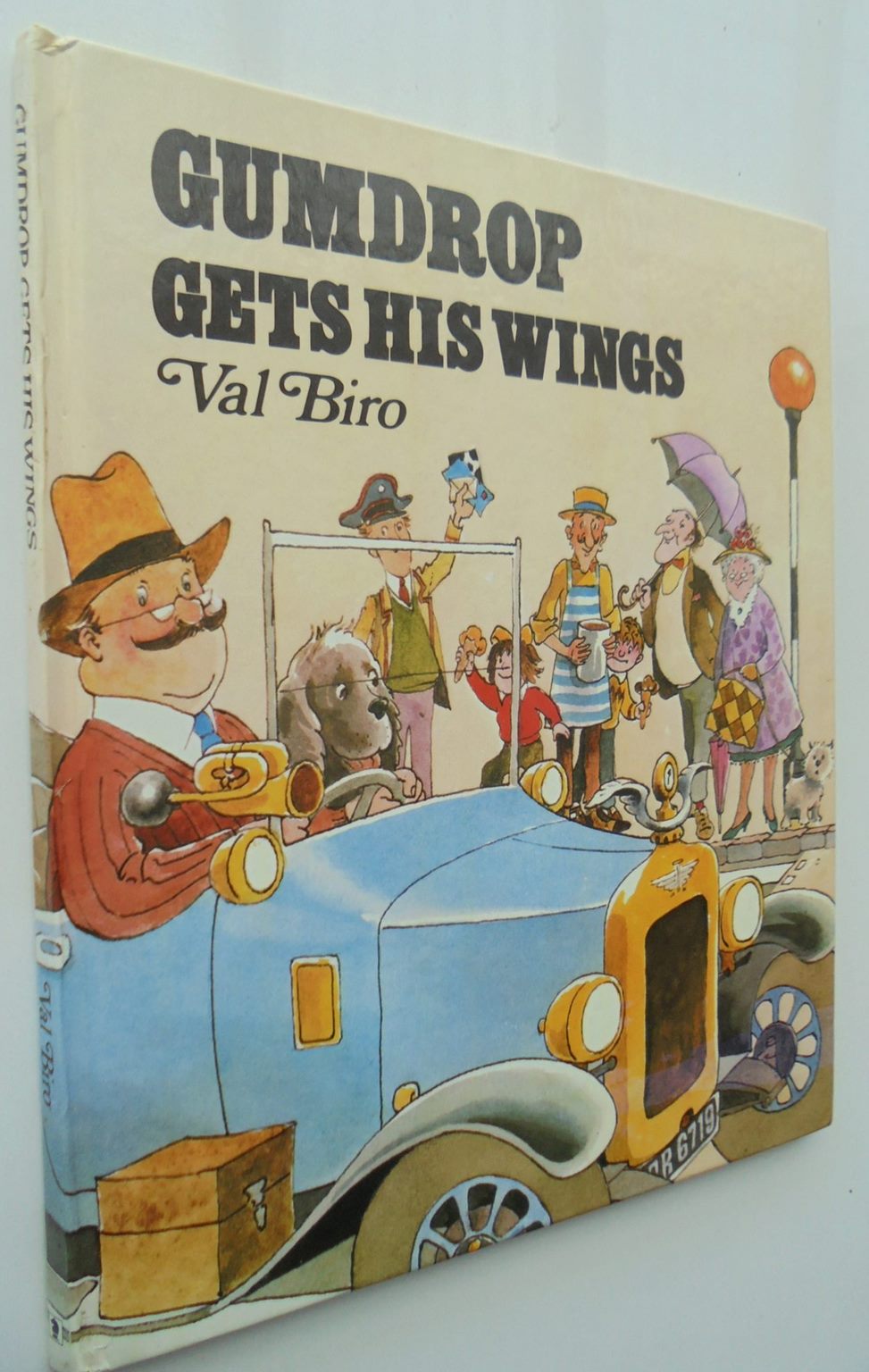 Gumdrop Gets His Wings By Val Biro.