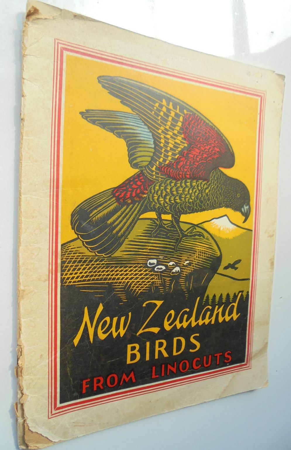 New Zealand Birds from Linocuts, including a simple course of instruction in the craft of linocutting. By H Mcl. Eggers.