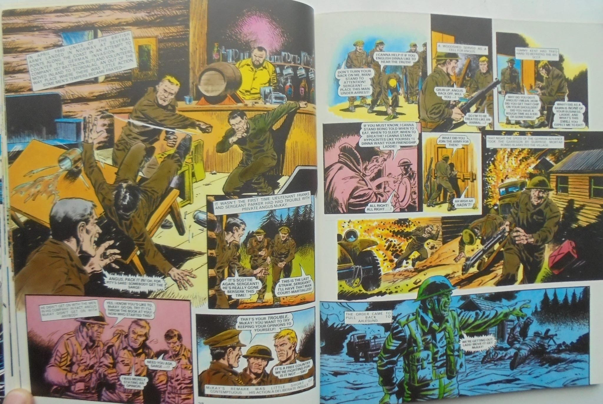 Commando Annual (1989). Plus 5 small comics