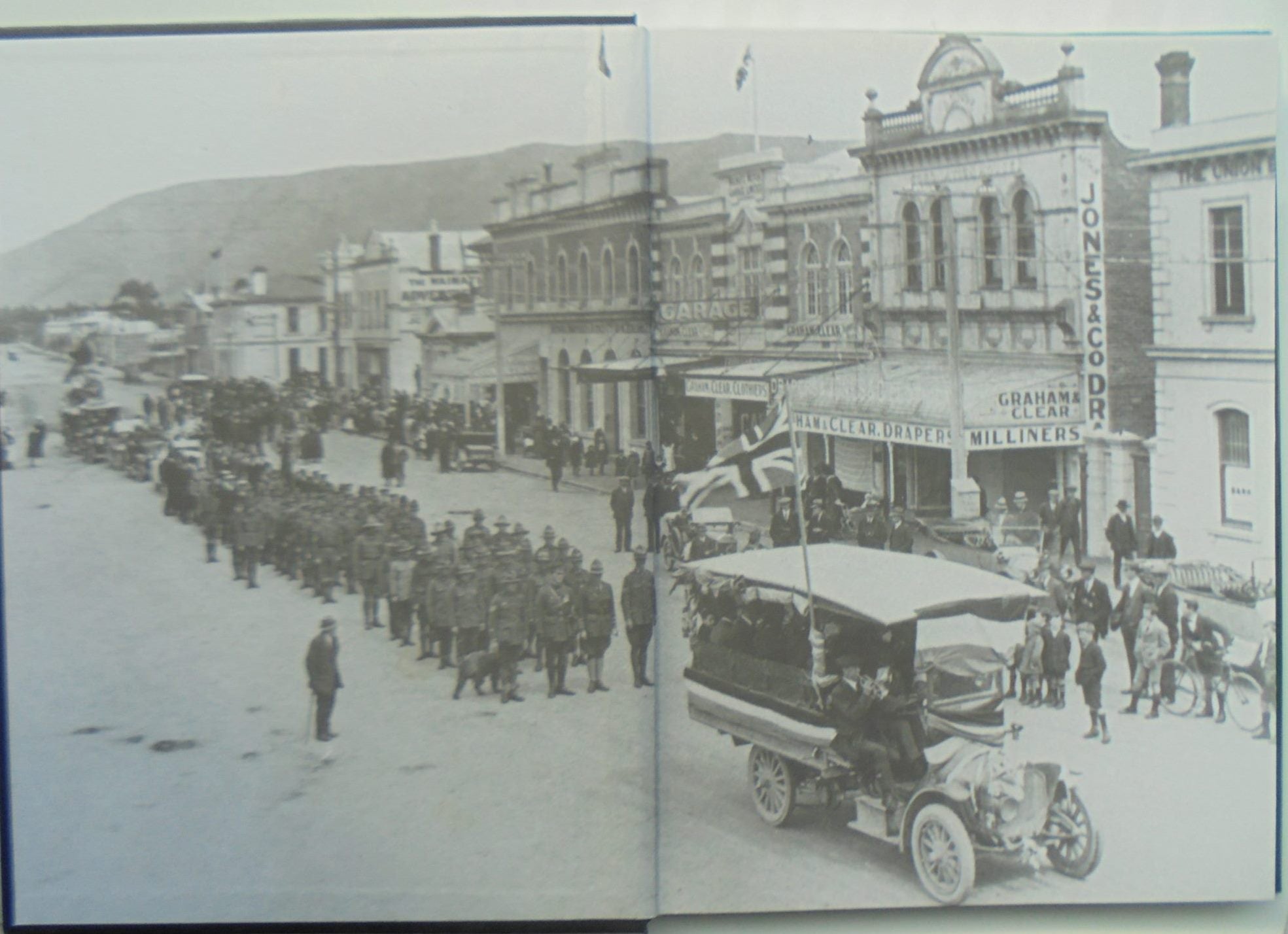 Timaru and South Canterbury A Pictorial History By David Johnson.