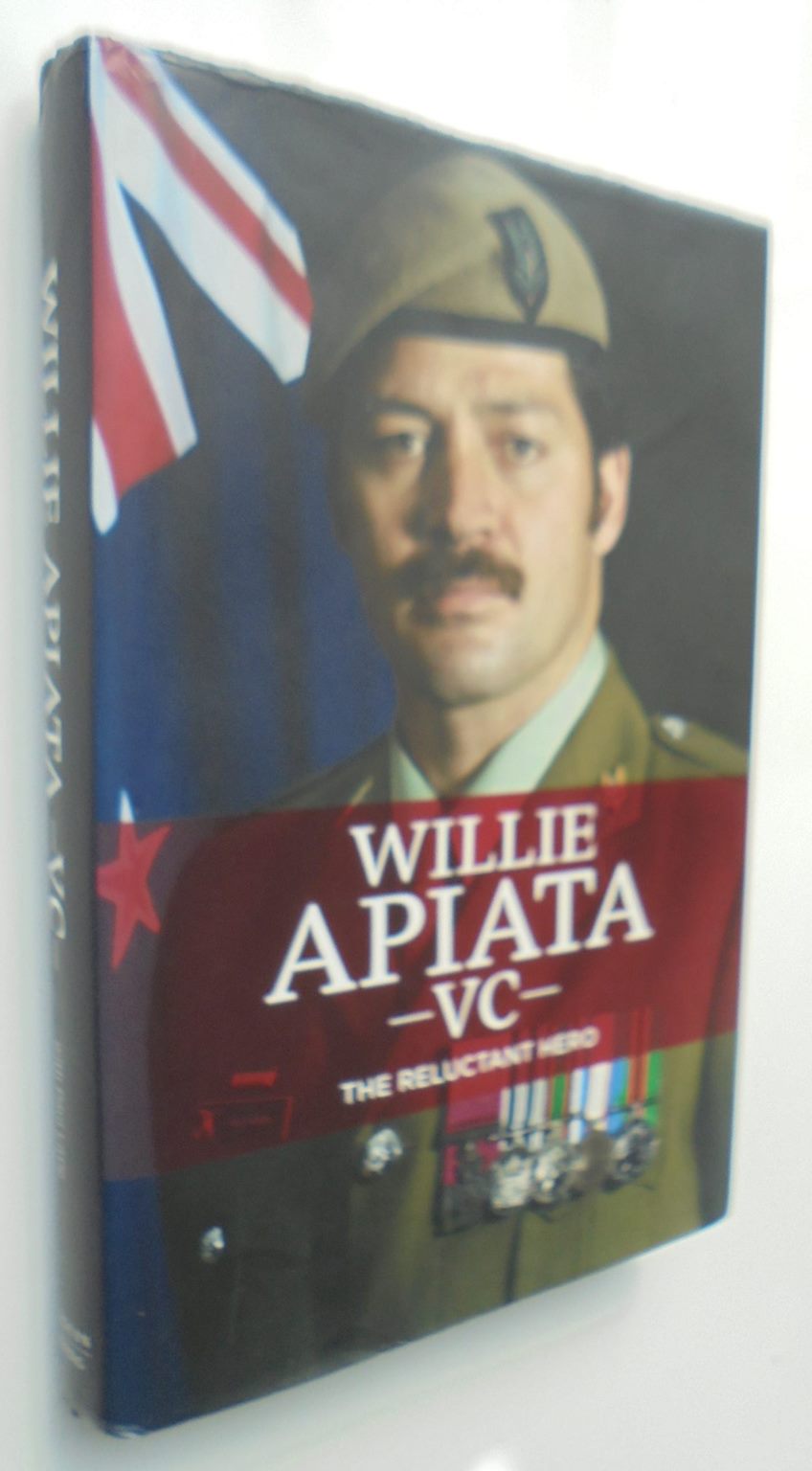 Willie Apiata VC: The Reluctant Hero. SIGNED by Apiata